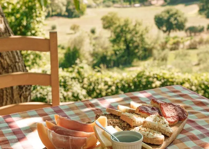 Al Podere Del Nonno Romolo Agroturismo *